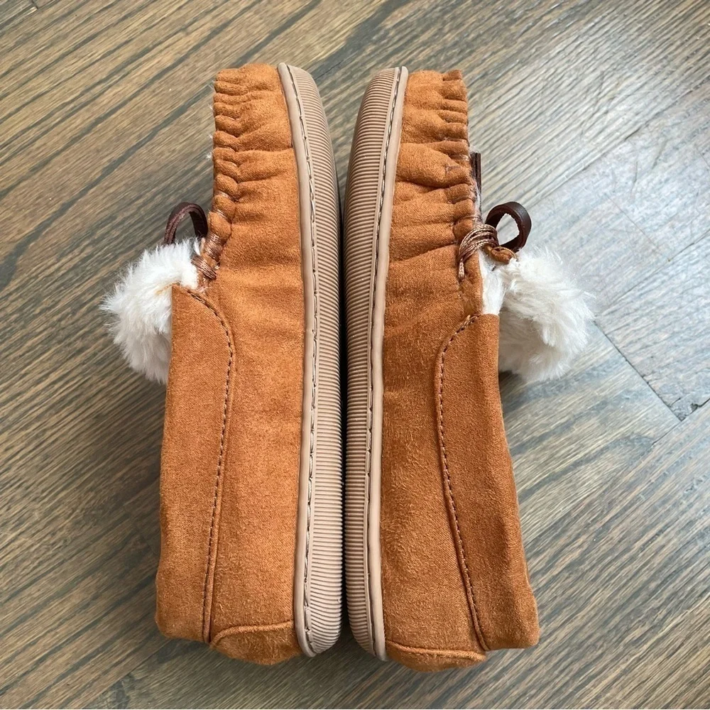 J.Crew Crewcuts Tan Suede Kids Slippers